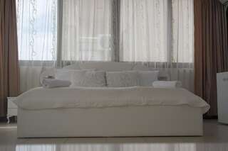 Гостевой дом Saki Apartments Будва Двухместный номер с 1 кроватью с видом на море-3