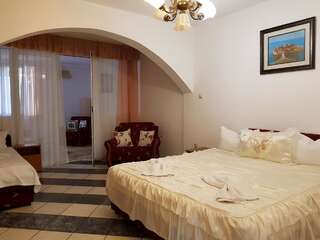 Гостевой дом Saki Apartments Будва Апартаменты с 2 спальнями (для 6 взрослых)-2